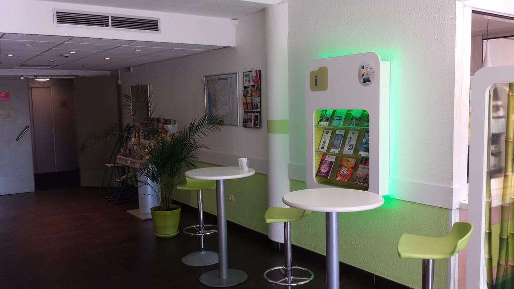 Ibis Budget Marseille Valentine Eksteriør bilde