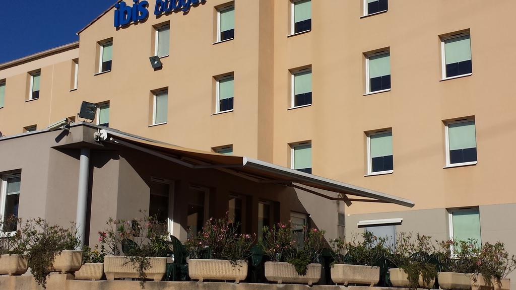 Ibis Budget Marseille Valentine Eksteriør bilde